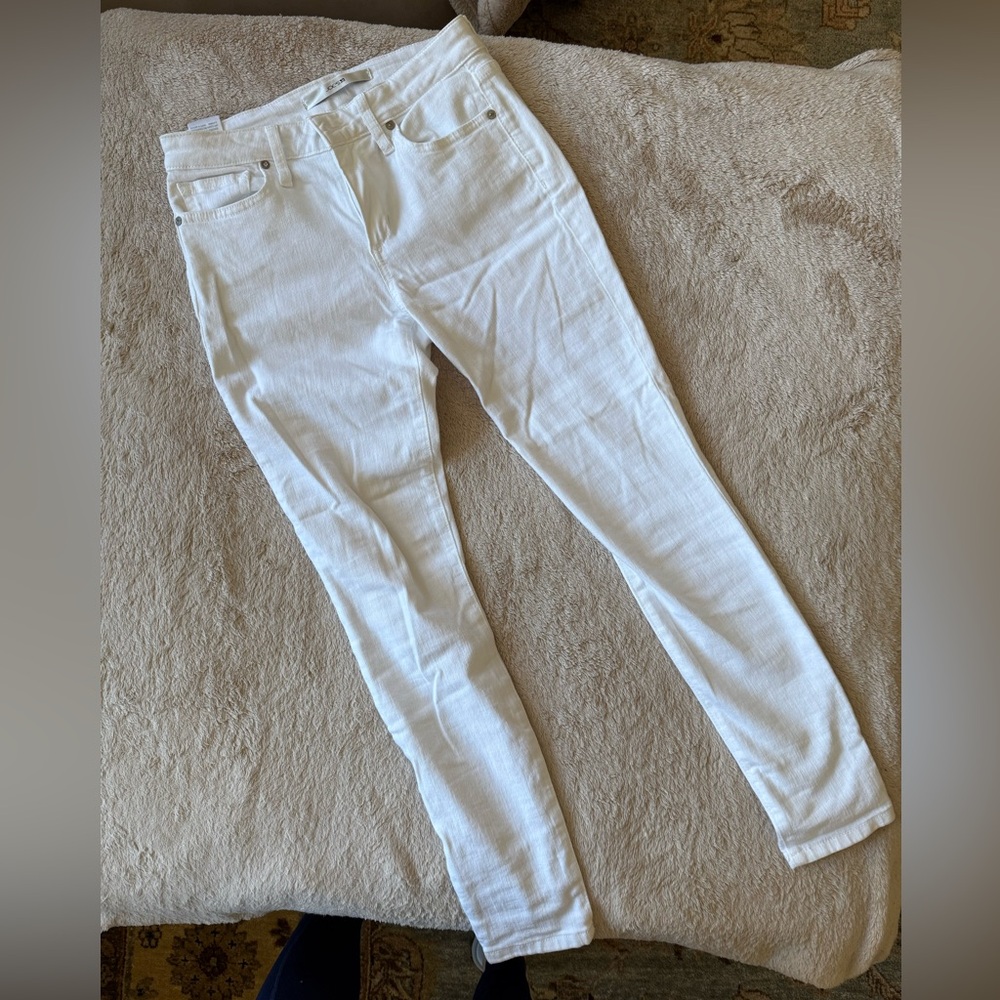 Joe’s White Skinny Jeans